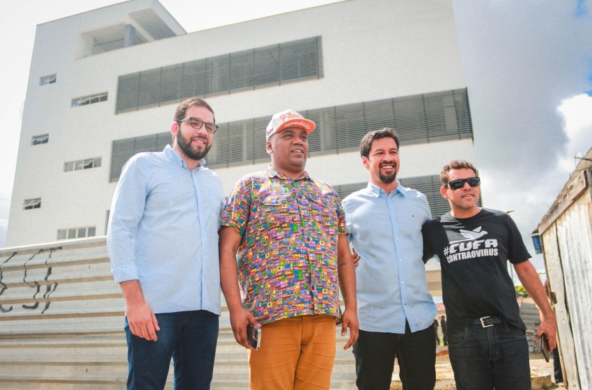 Centro de Excelência Municipal vai oferecer formação complementar aos estudantes da rede