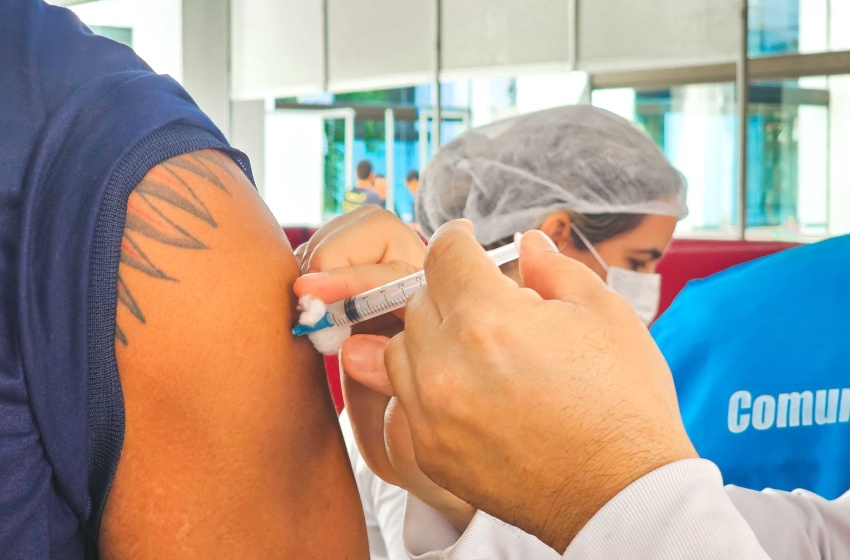 Imuniza Aqui já aplicou quase 2 mil doses de Influenza em público prioritário