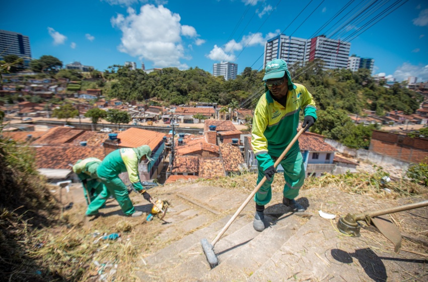 Moradores do Reginaldo e Bom Parto são beneficiados com mutirões de limpeza