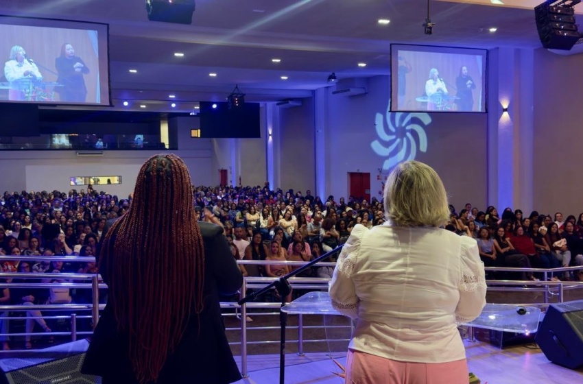 Formação aborda inclusão para estudantes com TEA