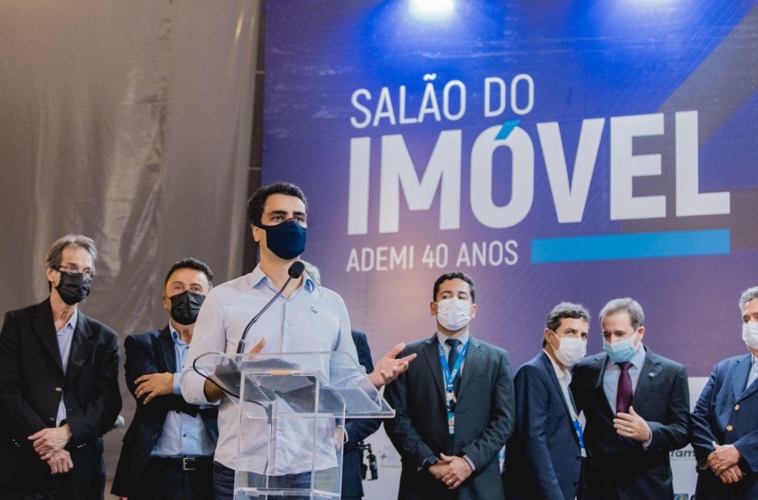 Prefeitura prestigia abertura do Salão do Imóvel Ademi e destaca importância do setor