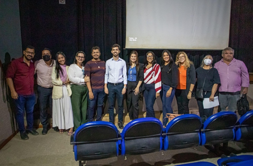 Educação de Jovens, Adultos e Idosos oferta cursos profissionalizantes para estudantes