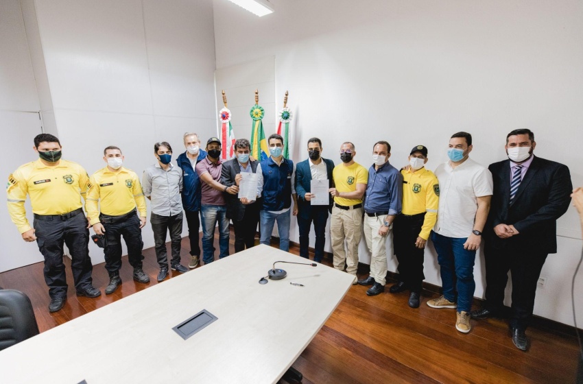 Valorização: agentes de trânsito têm correção de tabela salarial garantida
