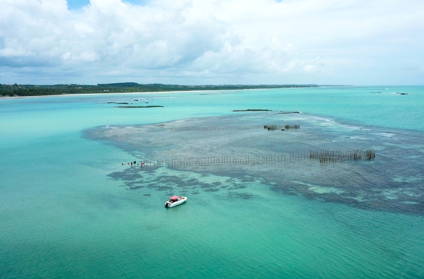 Prefeitura de Maceió publica regulamentação para passeios turísticos nas piscinas naturais de Ipioca