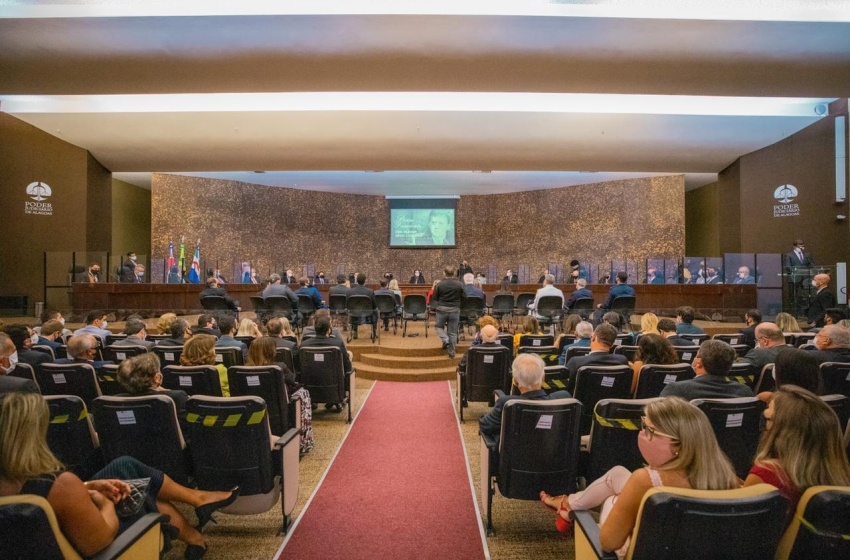 Prefeitura participa de posse de nova direção do Tribunal de Justiça