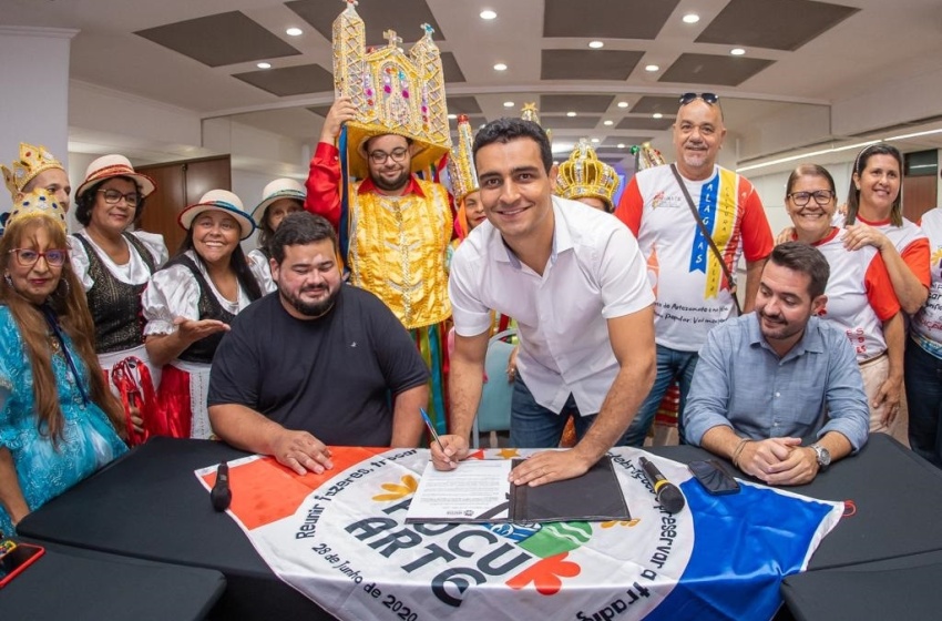 Prefeitura assina Projeto de Lei de Patrimônio Vivo Mestre Ranilson França