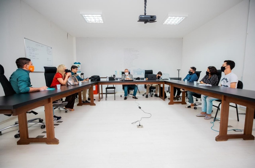 Prefeitura de Maceió discute a reabertura das salas de cinema