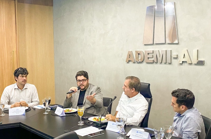 Iplan debate com setor imobiliário planejamento urbano de Maceió