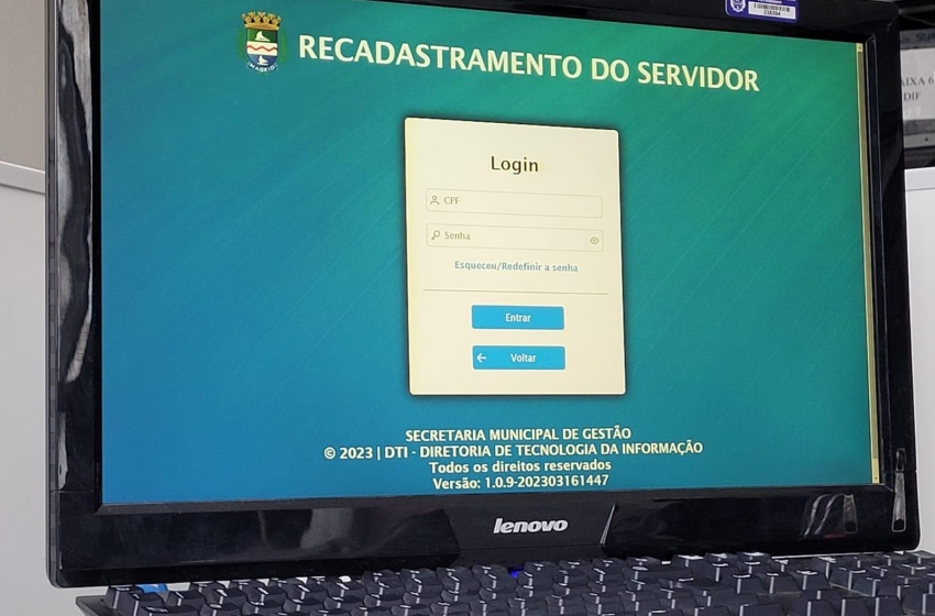 Prefeitura convoca servidores municipais para recadastramento