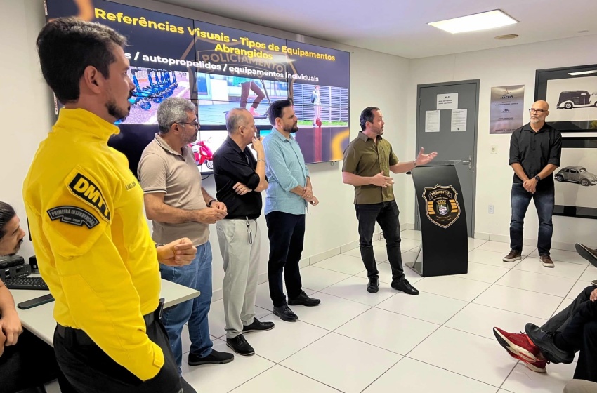 DMTT reúne órgãos de trânsito e outras instituições para tratar das novas regras para ciclomotores