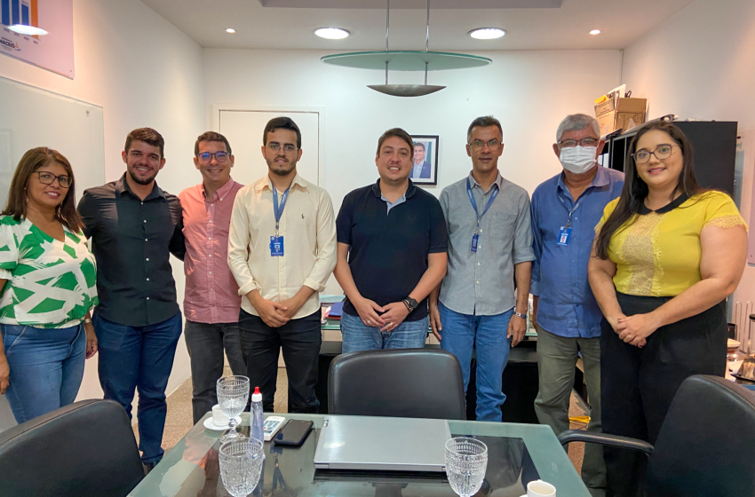 Educação recebe equipe técnica de controle interno