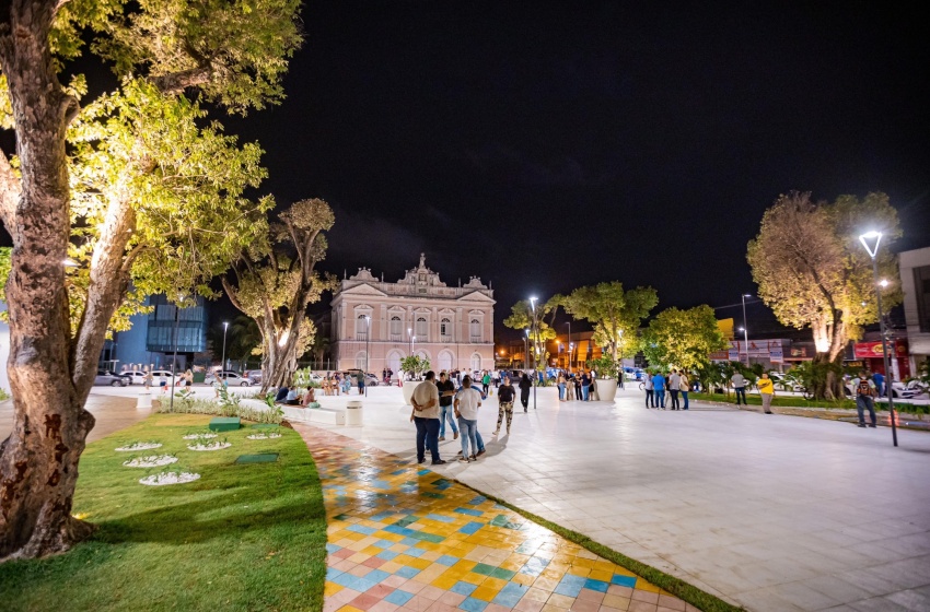 Revitalização da Praça Marechal Deodoro devolve vida e história ao Centro de Maceió