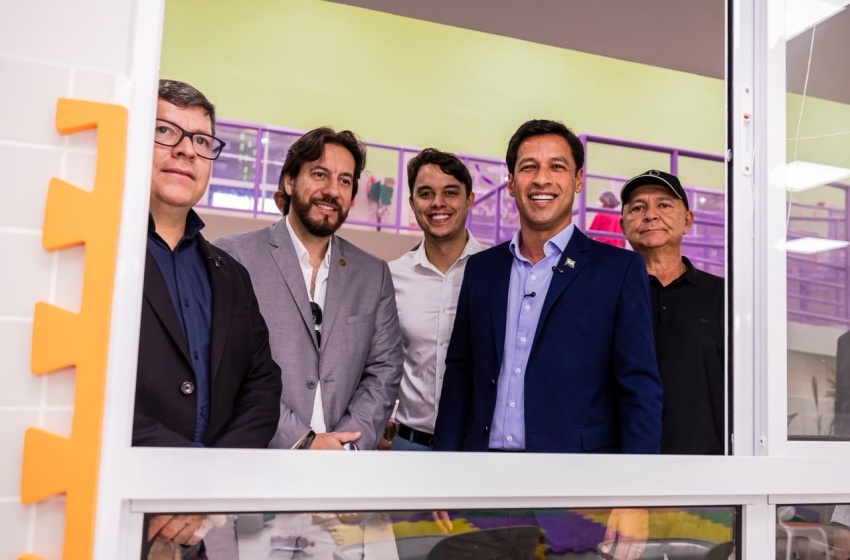 Maceió recebe comitiva do Paraguai e apresenta Gigantinhos Bilíngue como referência em educação infantil