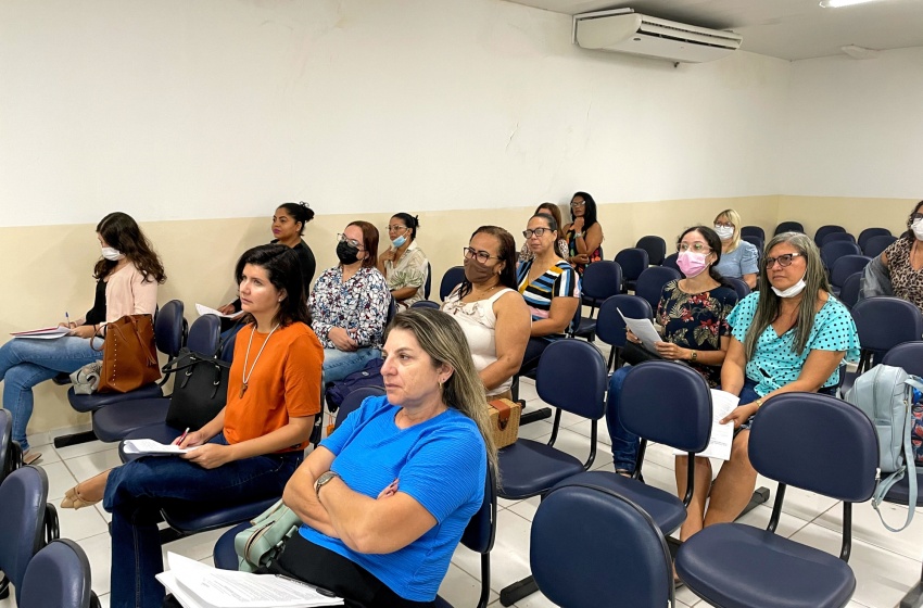 Educação promove formação para secretários dos conselhos escolares