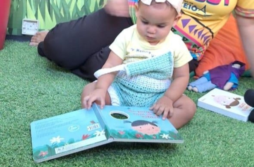 Projeto piloto de leitura para bebês amplia política literária da Educação de Maceió
