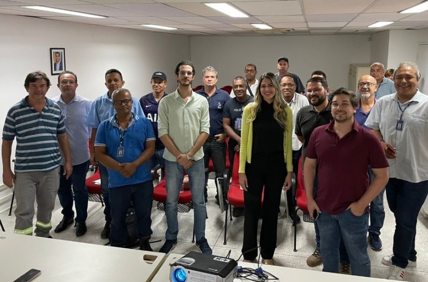 Superintendência de Iluminação capacita técnicos para operar o aplicativo Ilumina Maceió