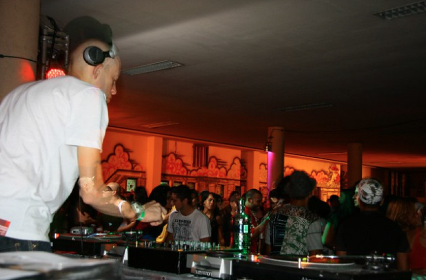 Substation: música eletrônica embala Festa de Natal, no Jaraguá