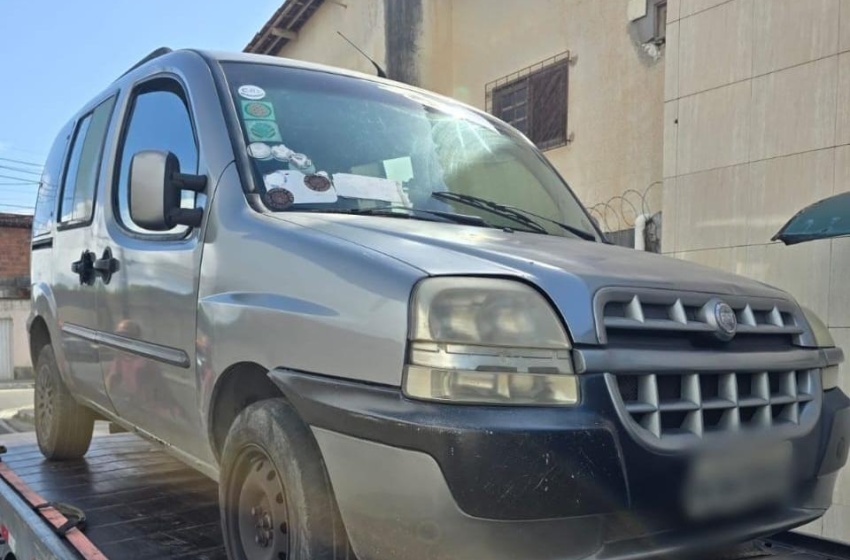 Suspeito de transporte irregular deixa crianças trancadas em veículo