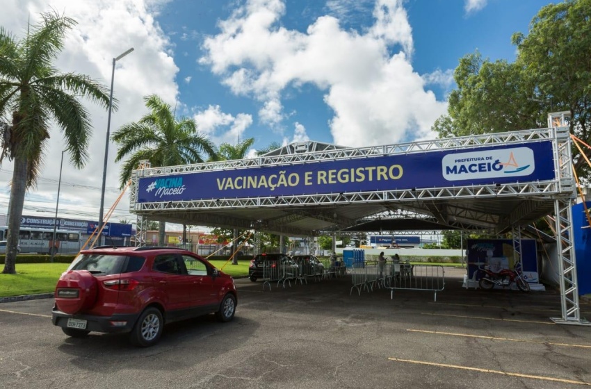 Corujão da Vacina: Maceió anuncia ampliação do horário dos pontos drive-thru, a partir de hoje