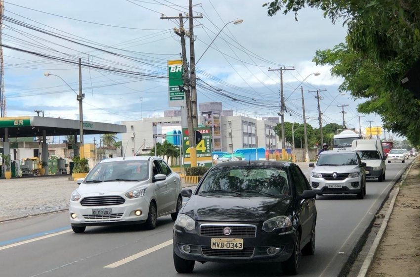 SMTT alerta a condutores para redobrar a atenção e evitar acidentes de trânsito