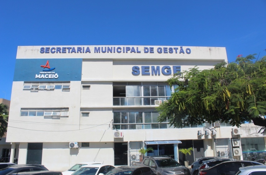 Comissão vai fiscalizar leilão de bens móveis inservíveis do Município