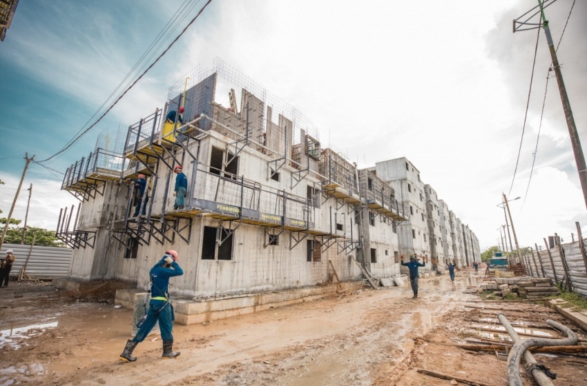 Liberação de alvarás contribui para criação de 1.500 empregos em Maceió