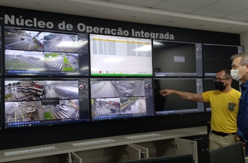 Vice-prefeito conhece estrutura da SMTT e reforça importância do trabalho integrado