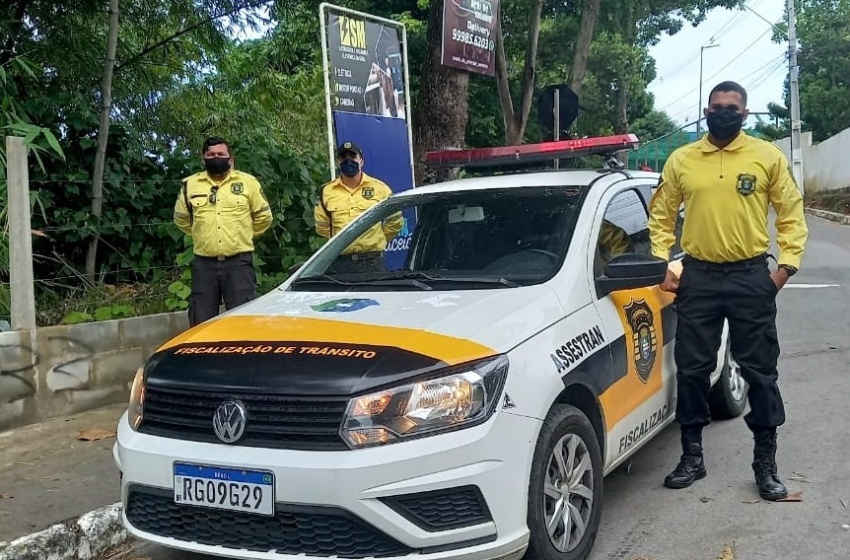 Agentes prestam apoio no deslocamento de gestante em trabalho de parto