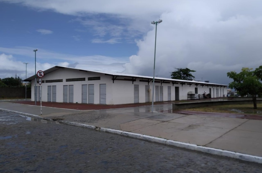 Prefeitura de Maceió formaliza gestão conjunta do Centro Pesqueiro