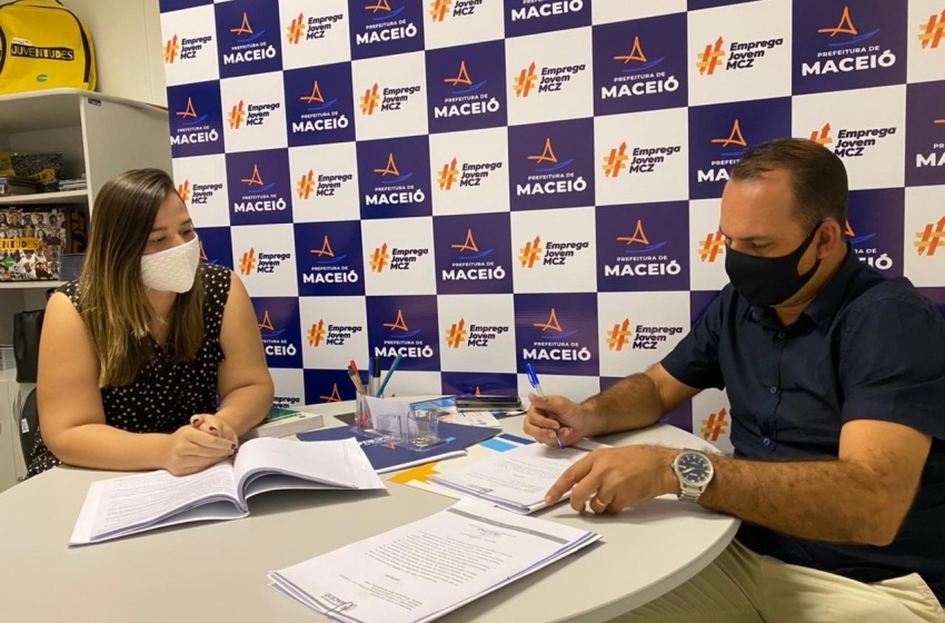 #EmpregaJovemMCZ promove mentalidade de protagonismo em jovens de Maceió