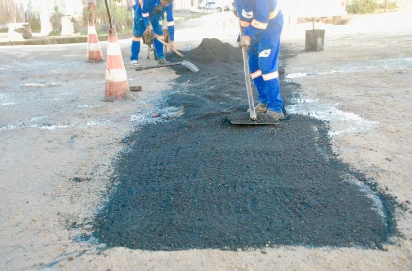 Operação tapa-buraco: Bom Parto, Tabuleiro do Martins, Jatiúca e Ipioca recebem ações