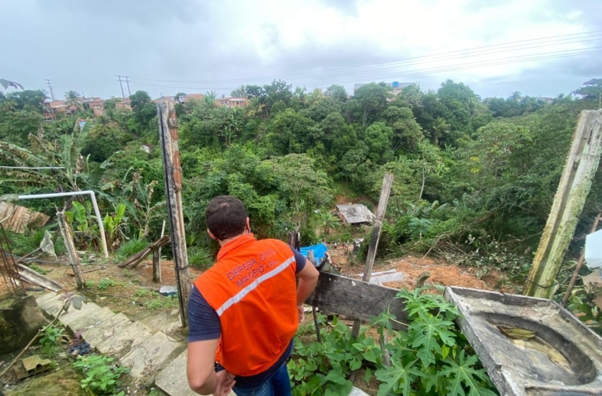 Defesa Civil de Maceió emite alerta para risco de deslizamento de barreiras