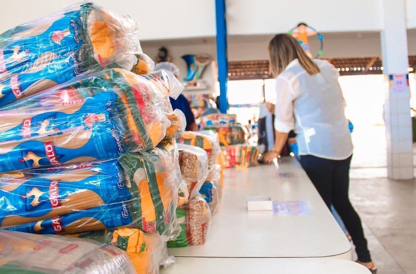 Em nova etapa, Educação entrega mais de 10 mil kits de merenda