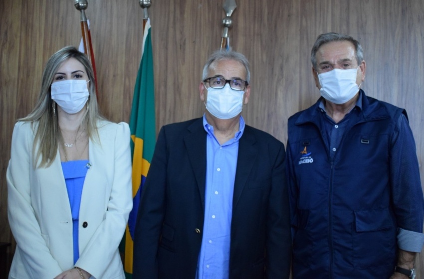 Secretária de Gestão visita TCE/AL para uma possível parceria