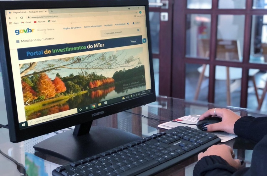 Confira cursos gratuitos de idiomas para estudantes e profissionais do turismo