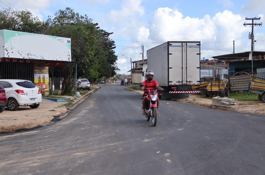 Prefeitura aplica mais de 600 toneladas de asfalto em ruas no bairro da Santa Lúcia