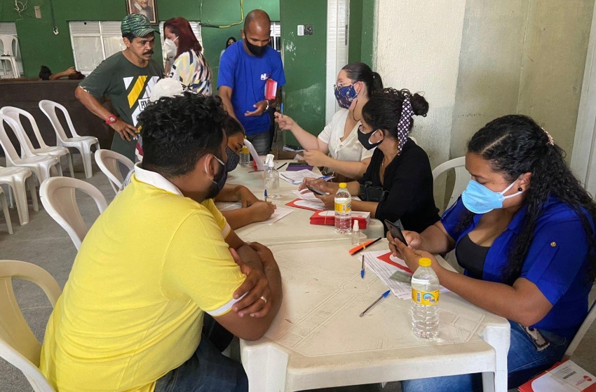 Assistência Social distribui tickets alimentação na Casa de Ranquines
