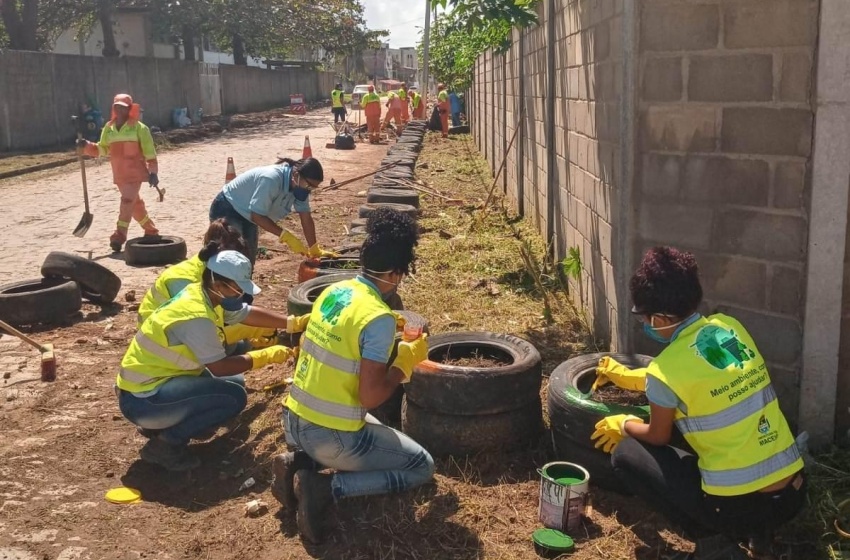 Prefeitura retira 70 toneladas de resíduos e planta 100 mudas de árvores no bairro do Prado