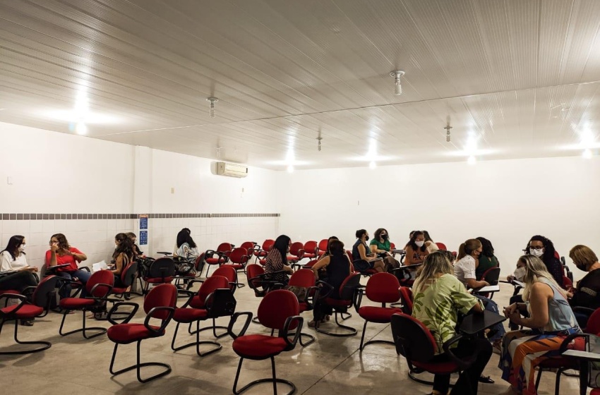 Formação com técnicos da Educação debate transição do Infantil para o Fundamental