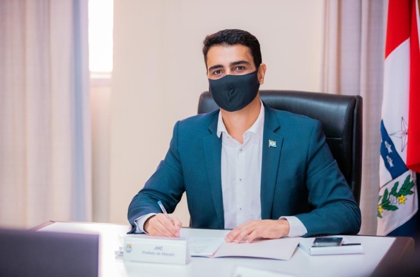 Prefeitura de Maceió zera ISS de ônibus em Maceió