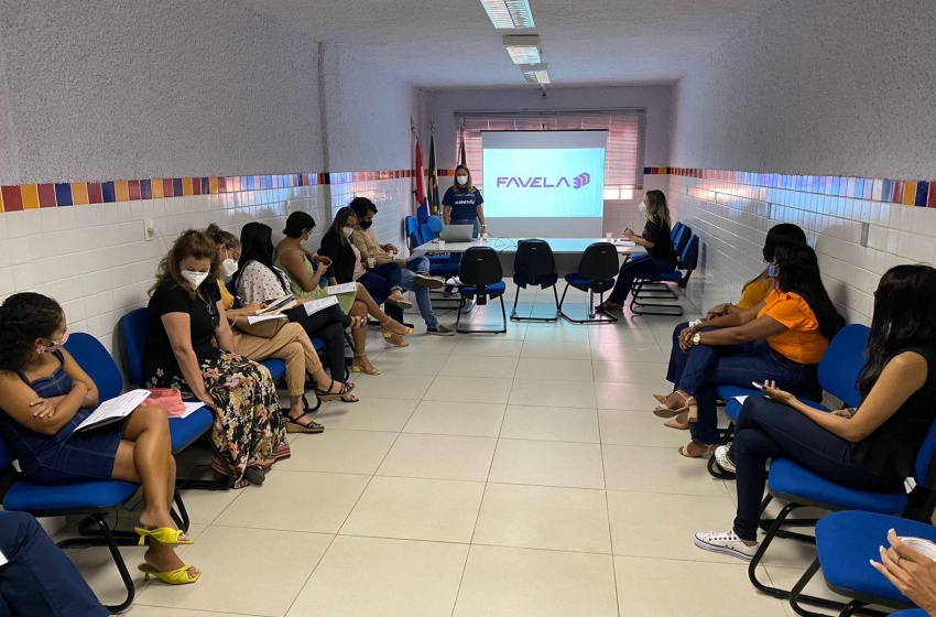 Assistência Social recebe representantes do Favela 3D