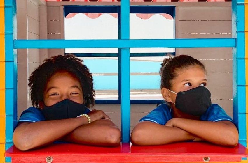Alunos da Escola Municipal Maria José Carrascosa participam de oficina de fotografia