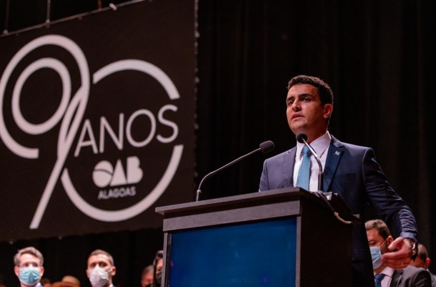 Prefeitura participa da posse festiva da OAB-AL e destaca competência dos advogados