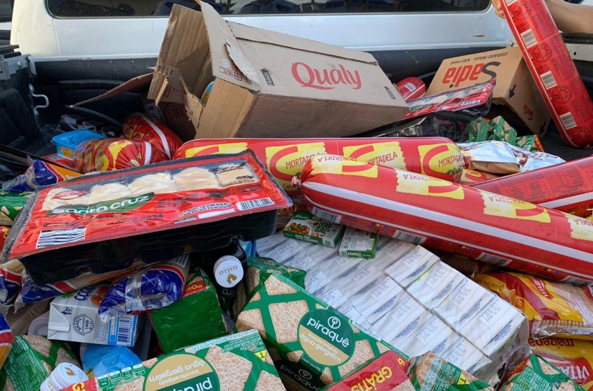 Fiscais da Vigilância Sanitária apreendem 900 kg de alimentos impróprios para consumo