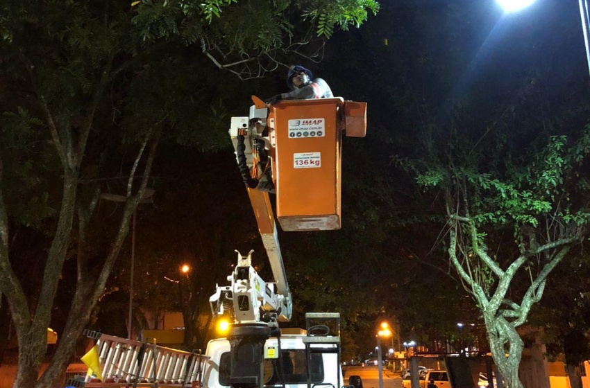 Mutirão melhora iluminação dos conjuntos Salvador Lyra e José Maria de Mello