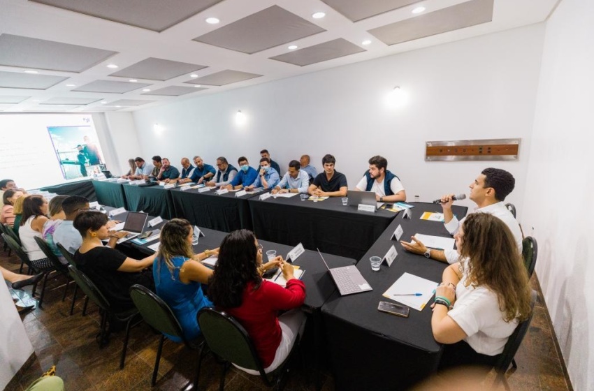 Prefeitura reúne secretários e ONG Gerando Falcões para avaliar avanços do Favela 3D