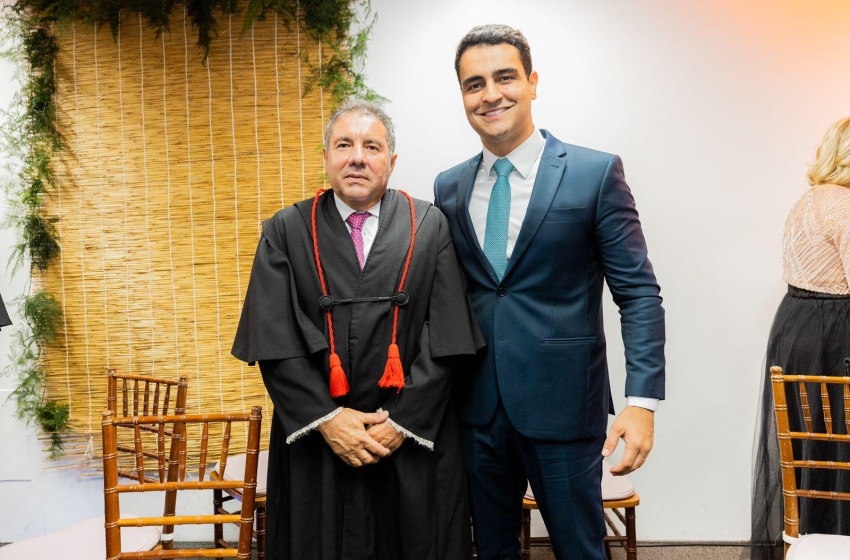 Prefeitura prestigia posse do procurador-geral de Justiça Márcio Roberto Tenório