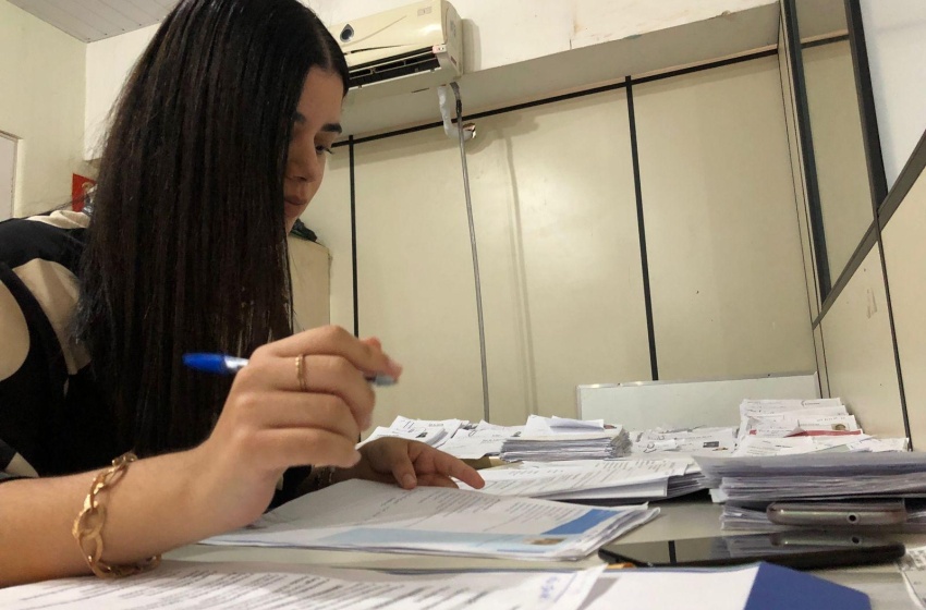 Sine Maceió orienta trabalhadores na elaboração de currículo profissional