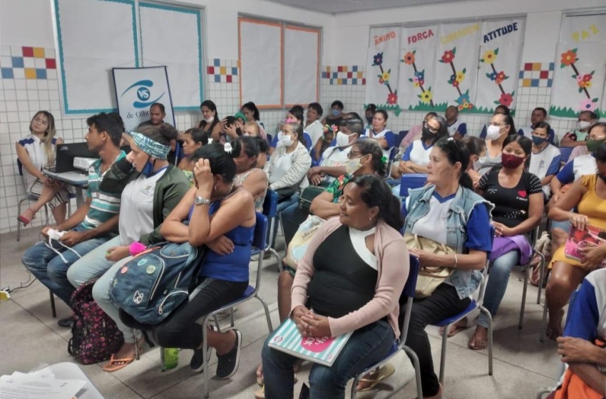 Vigilância Sanitária promove palestra sobre boas práticas sanitárias em escola municipal
