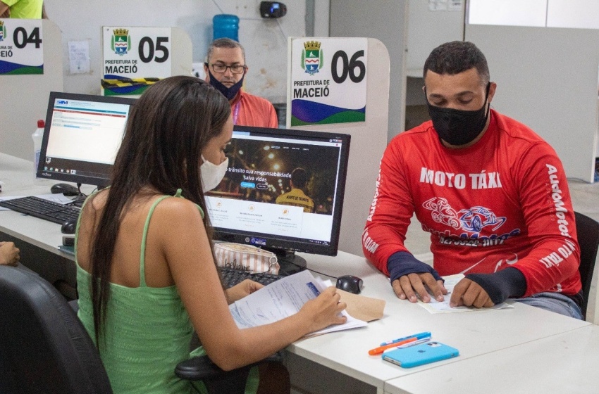 Setores da SMTT suspendem atendimento presencial nesta quarta para capacitação de profissionais
